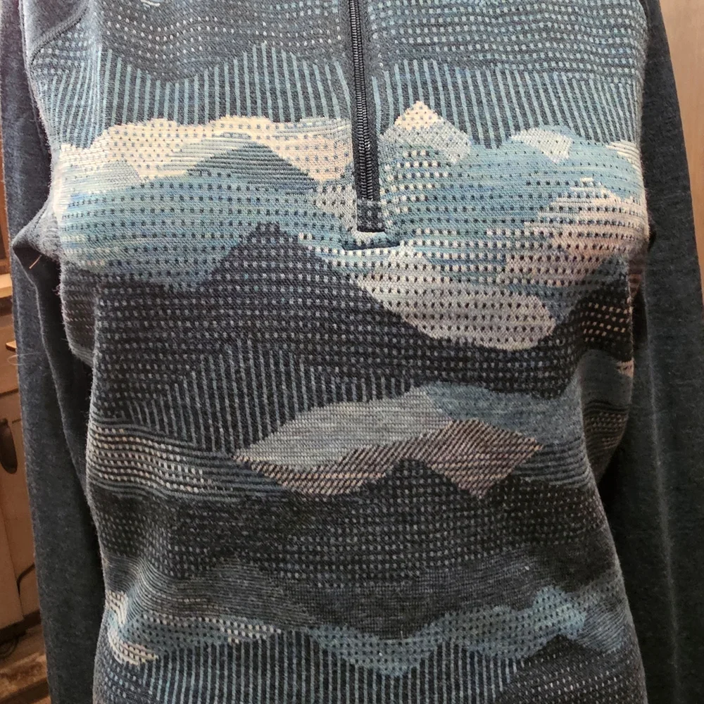 Smartwool Blue and Gray Mountain Pattern Half-Zip Sweatshirt - Picture 1 of 7